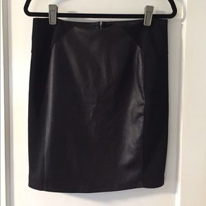 FOREVER 21 black skirt